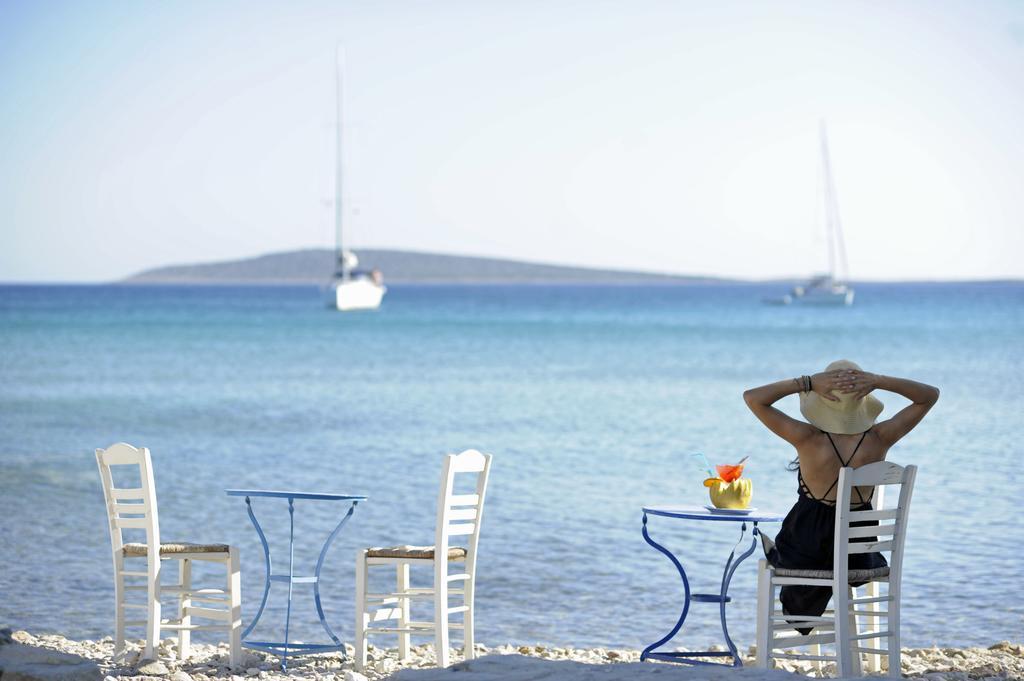 Galatis Beach Hotel Alikí Exteriör bild